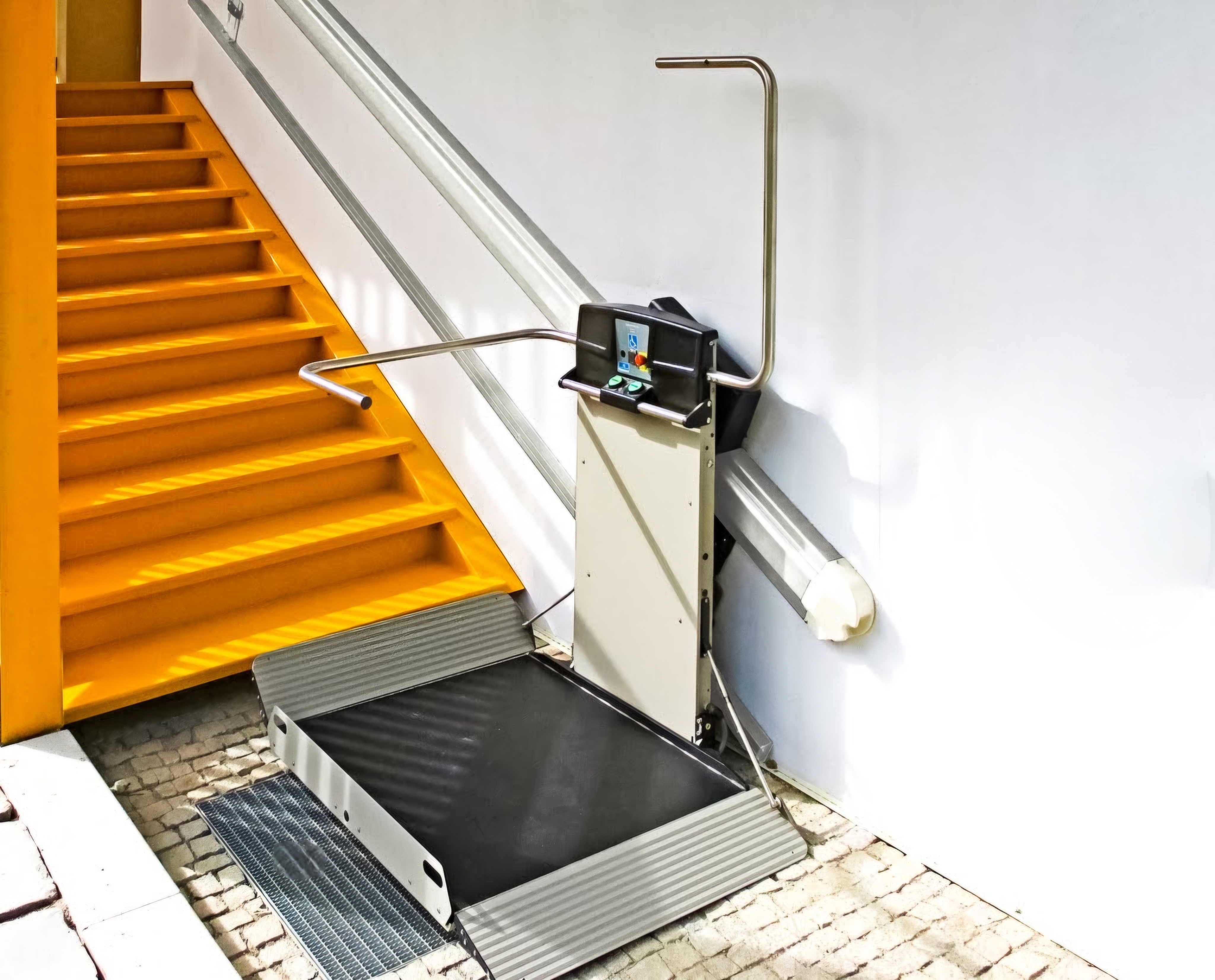 Plattformlift im Außenbereich